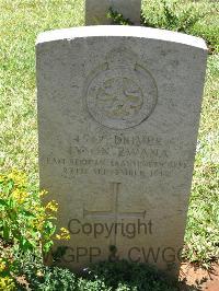 Dar Es Salaam War Cemetery - Tyson Zwana, 